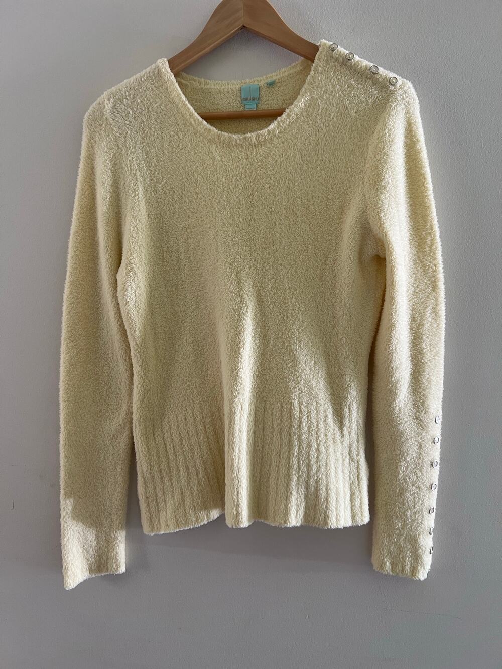 SHU SHU Soft Fuzzy Sweater Crew Neck Stretchy Silver Button Details Large JL